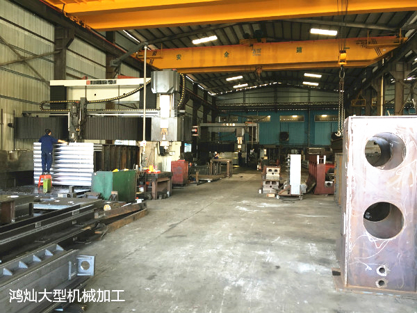 這種12米大型龍門CNC加工中心，一般的大型機械加工是沒有的！